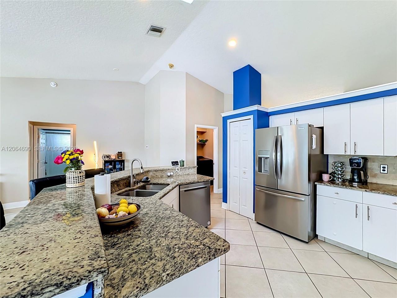 518 SW Lacroix Ave , Port Saint Lucie, FL 34953 Photo