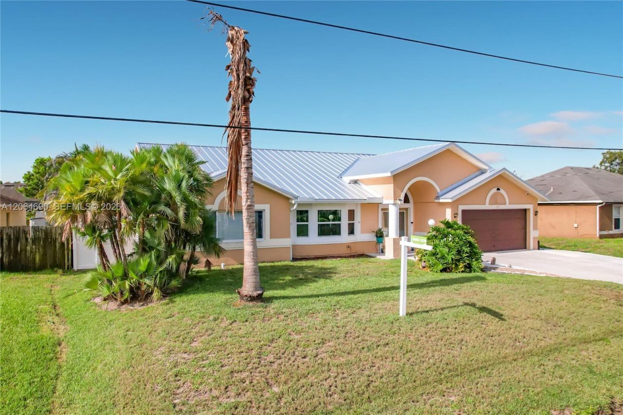 518 SW Lacroix Ave , Port Saint Lucie, FL 34953 Photo