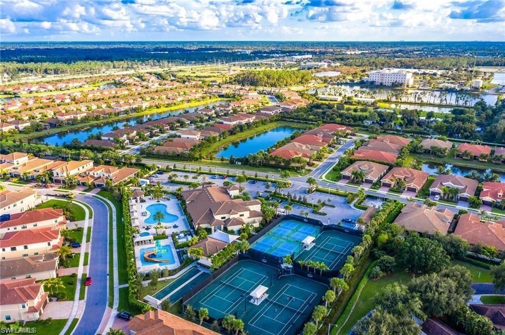 13548 Coronado Dr, Naples, FL 34109 Photo