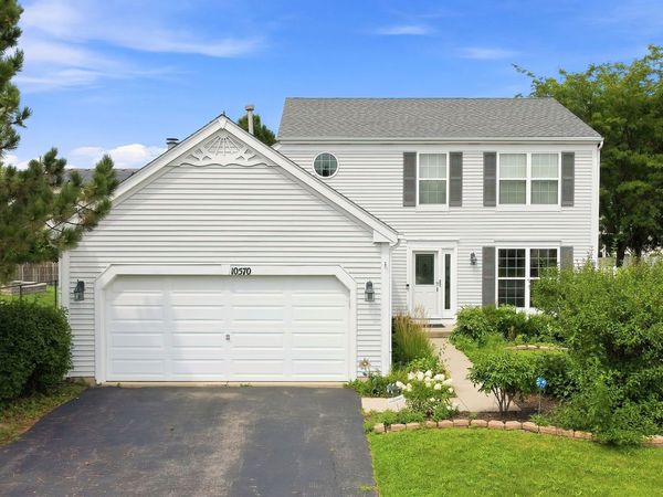 10570 Wing Pointe Drive , Huntley, IL 60142