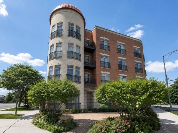 6425 W TOUHY Avenue , Unit 2C, Chicago, IL 60646