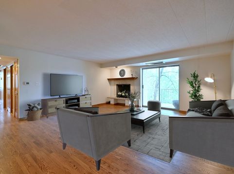 Main Photo