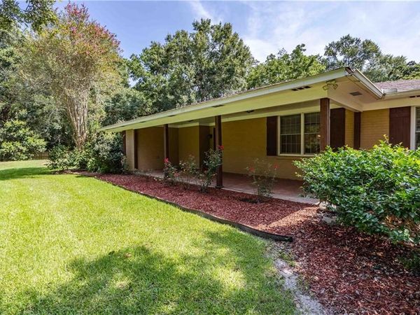 13677 Rebel Road , Theodore, AL 36582