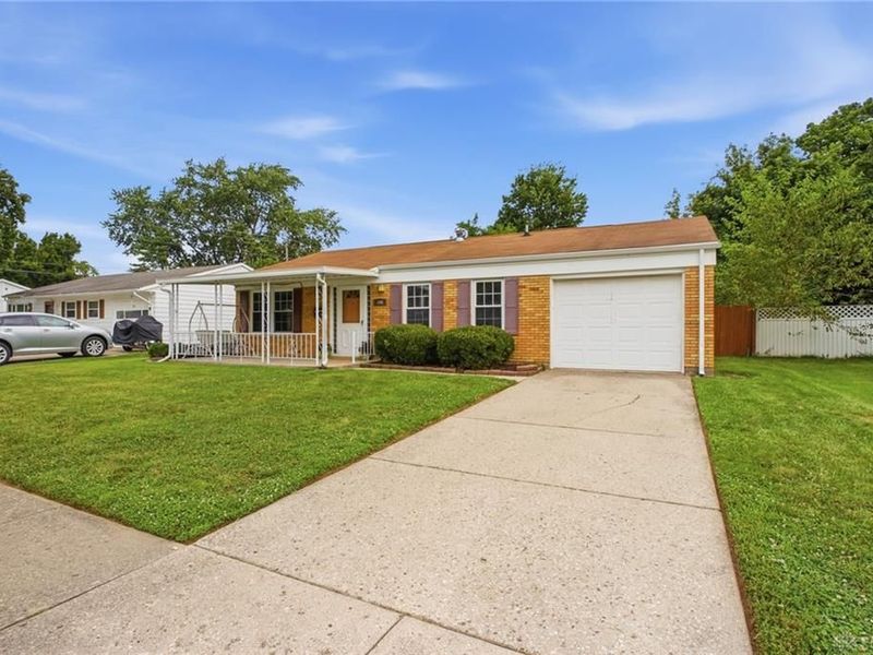 106 Corlington Drive, Springfield, OH 45506 Photo 3