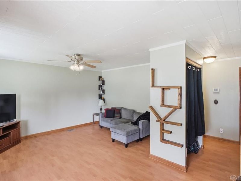 106 Corlington Drive, Springfield, OH 45506 Photo 4