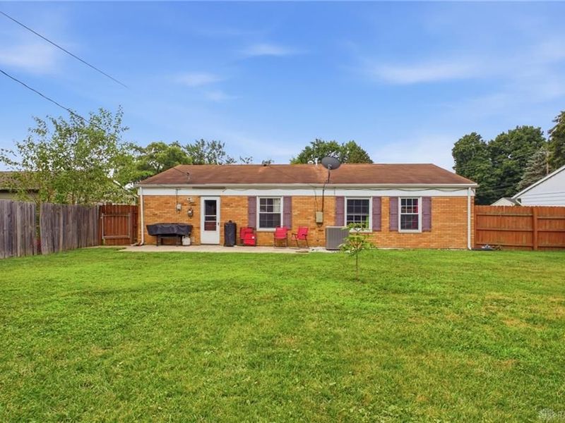 106 Corlington Drive, Springfield, OH 45506 Photo 7