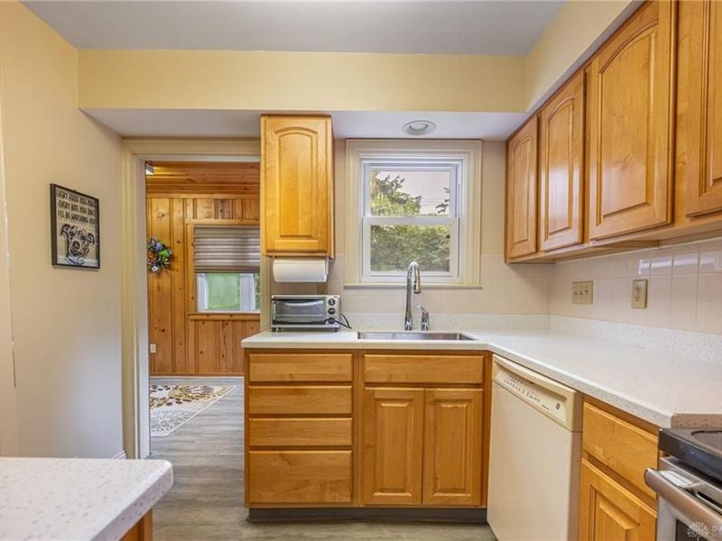 201 S Pelham Drive, Kettering, OH 45429 Photo 11