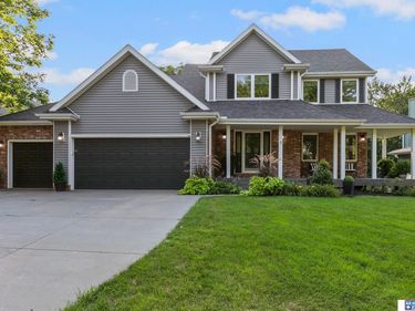 7125 Beaver Hollow Circle, Lincoln, NE 68516