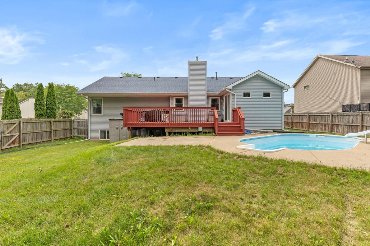 1121 Durango Drive, Lansing, MI 48917 Main Photo