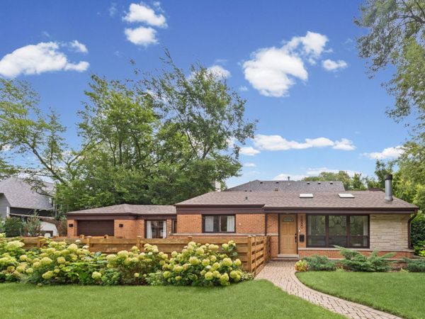 1880 Midland Avenue , Highland Park, IL 60035
