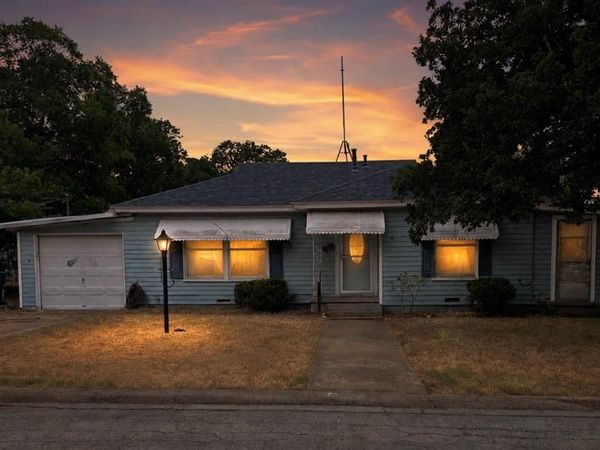 2407 Oak Drive, Gatesville, TX 76528