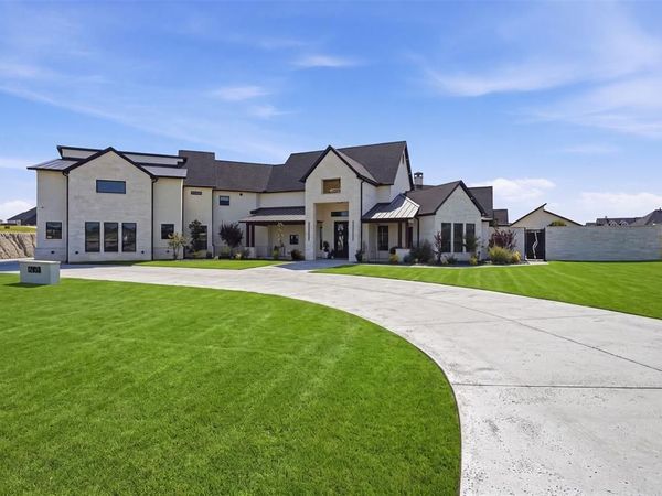 12058 Bella Vino Drive, Fort Worth, TX 76126