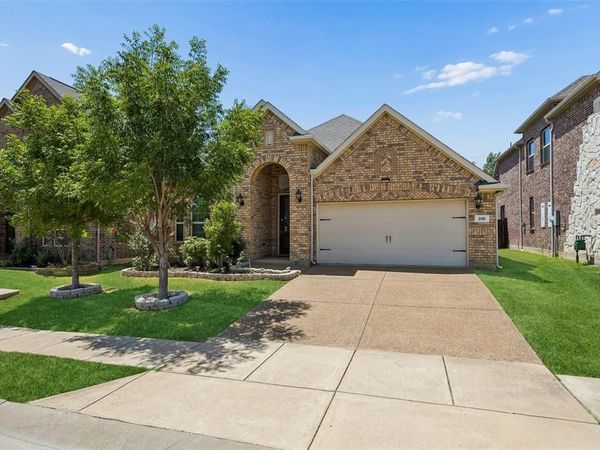 338 Wyndale Drive, Lewisville, TX 75056