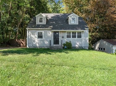414 Beverly Drive, Syracuse, NY 13219