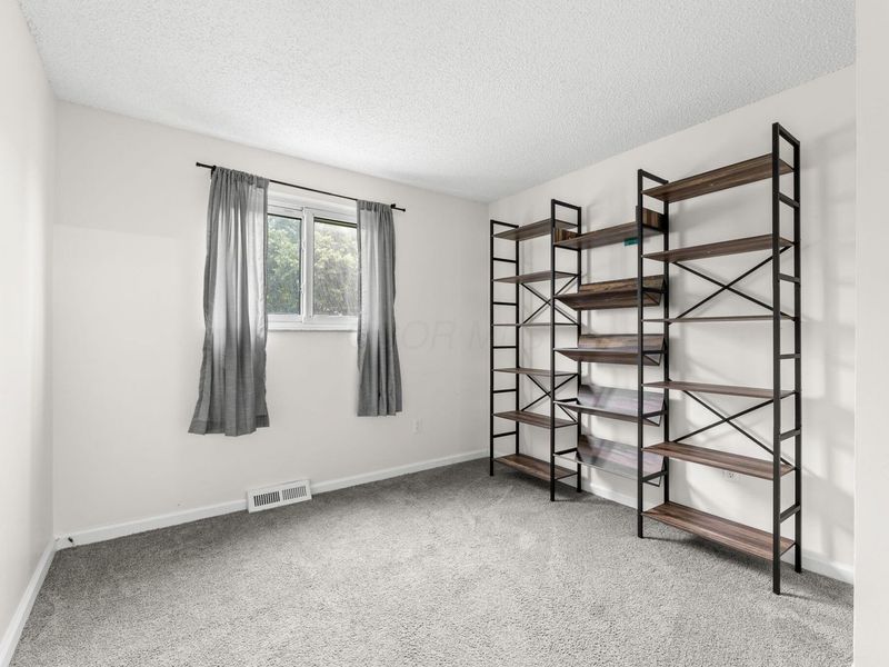 1301 Saffron Place , Galloway, OH 43119 Photo 15