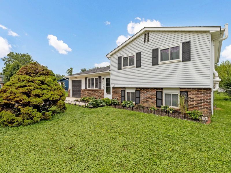 1301 Saffron Place , Galloway, OH 43119 Photo 26