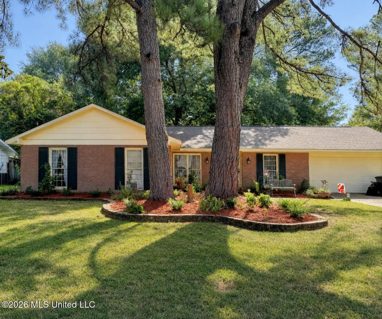 5154 Sunnyvale Drive, Jackson, MS 39211 Main Photo