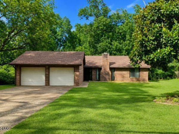 552 Central Avenue, Coldwater, MS 38618