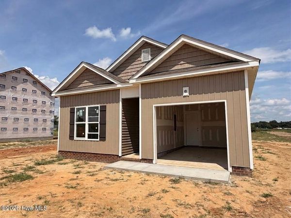 121 Longfield Court, Dunn, NC 28334