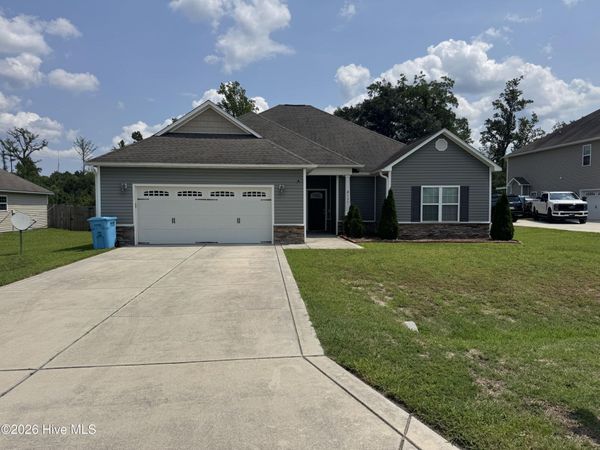 157 Prelude Drive, Richlands, NC 28574