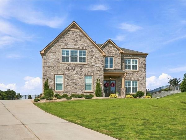 1604 Falcon Court , Locust Grove, GA 30248