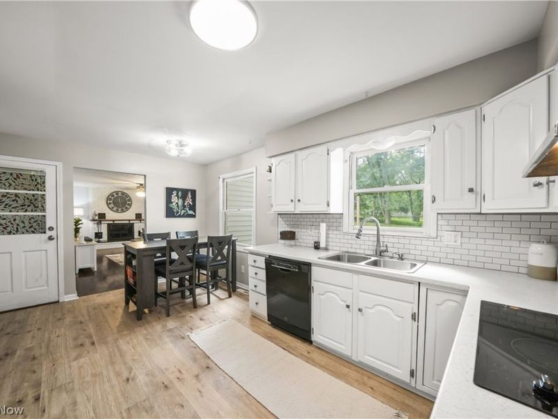 134 Hurd Road, Aurora, OH 44202 Photo 12
