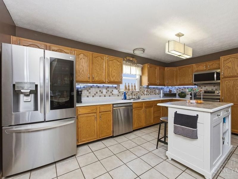 933 Marcia Drive, Trenton, OH 45067 Photo 8