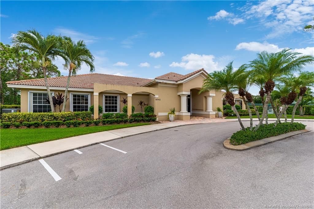6797 SE Warwick Lane , Stuart, FL 34997 Photo