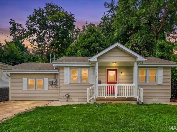 7030 Canterbury Avenue , St Louis, MO 63143