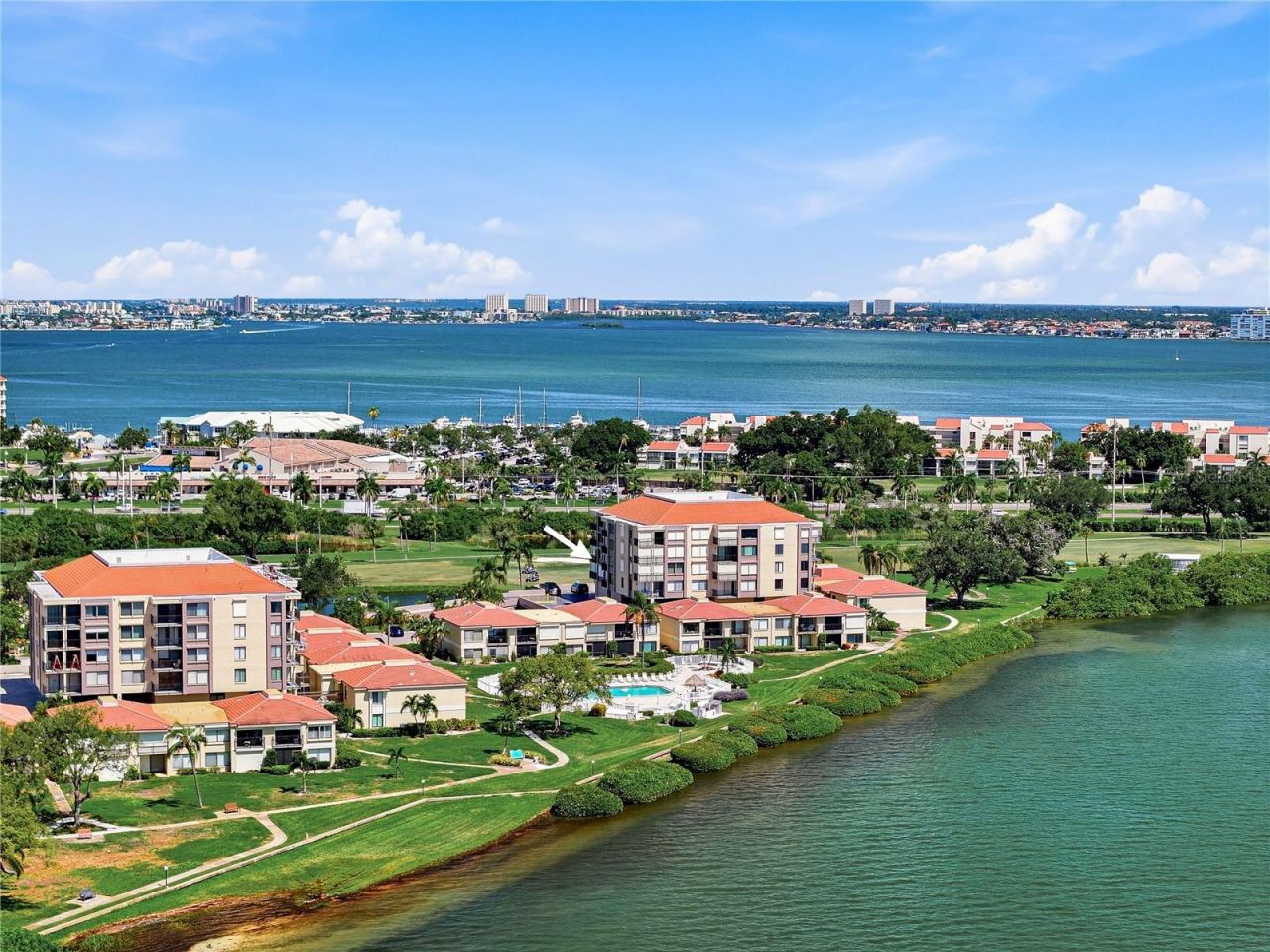 6104 Palma Del Mar Boulevard S, Unit 404, Saint Petersburg, FL 33715 Photo