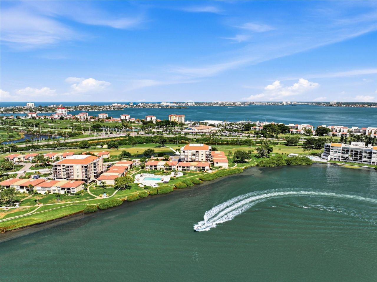 6104 Palma Del Mar Boulevard S, Unit 404, Saint Petersburg, FL 33715 Photo