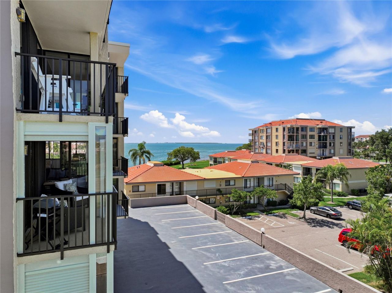 6104 Palma Del Mar Boulevard S, Unit 404, Saint Petersburg, FL 33715 Photo