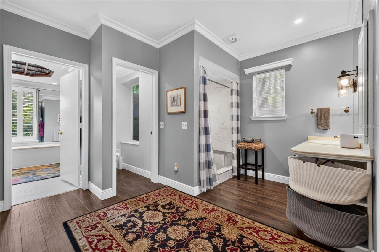 602 S Riverhills Drive, Temple Terrace, FL 33617 Photo