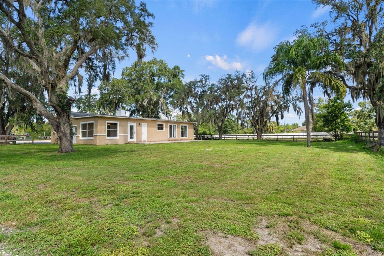 9850 Arrow Drive, New Port Richey, FL 34654 Photo