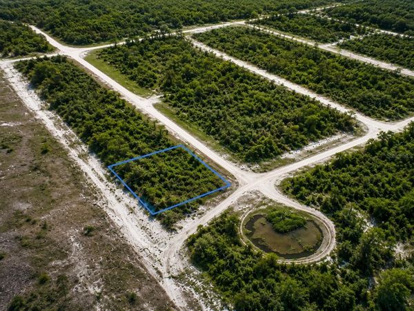 205 PHESANT BOULEVARD , SEBRING, FL 33872
