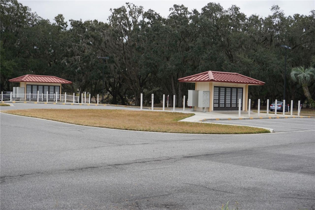 5606 Rosewall Circle, Leesburg, FL 34748 Photo