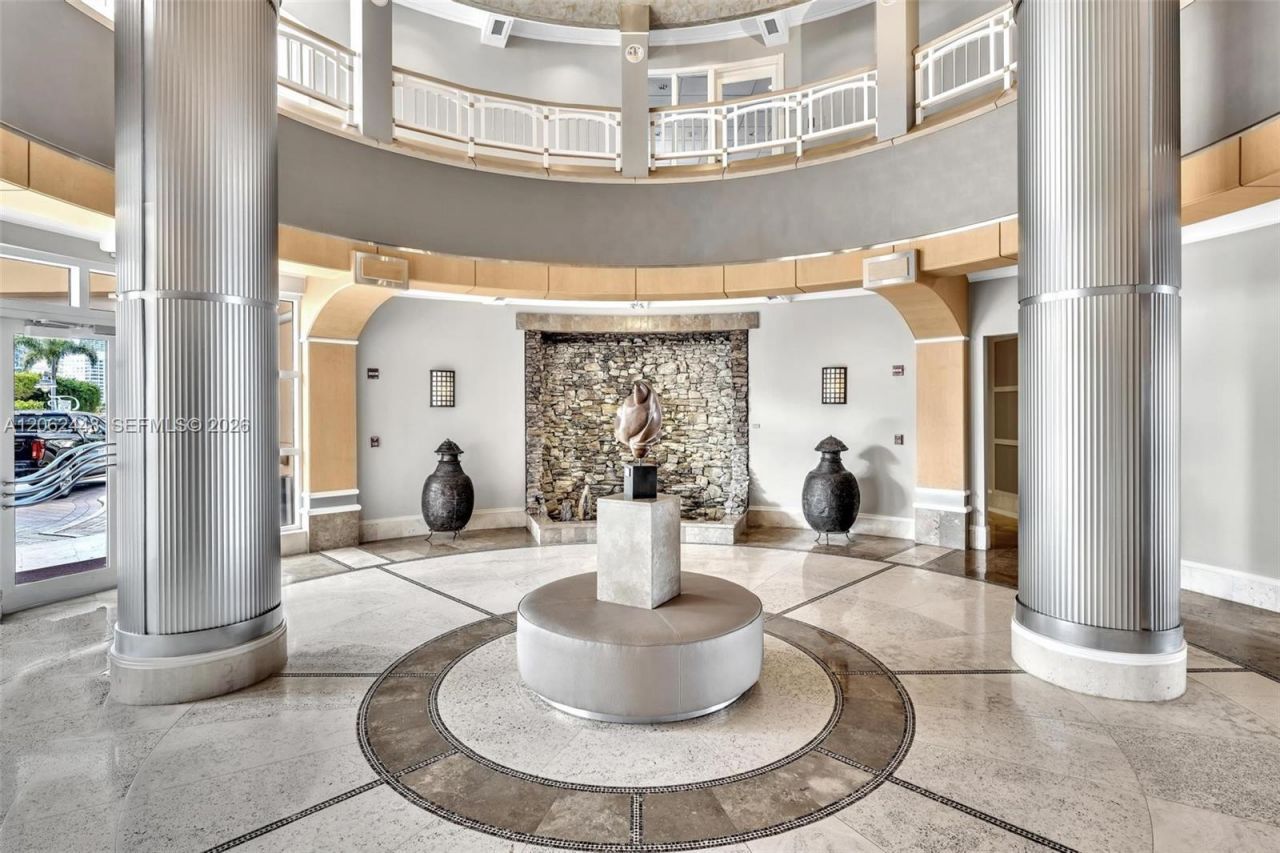 848 Brickell Key Dr , Unit 1805, Miami, FL 33131 Photo