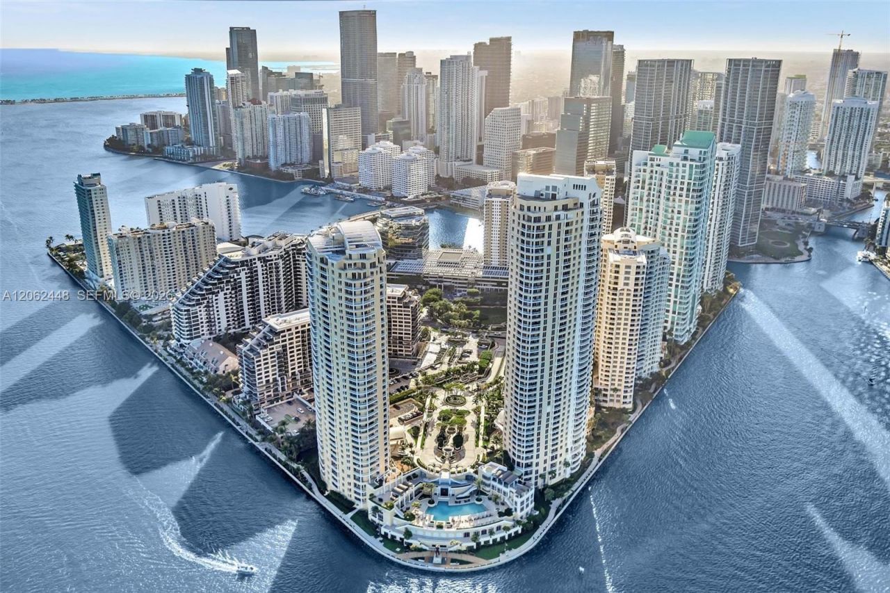 848 Brickell Key Dr , Unit 1805, Miami, FL 33131 Photo