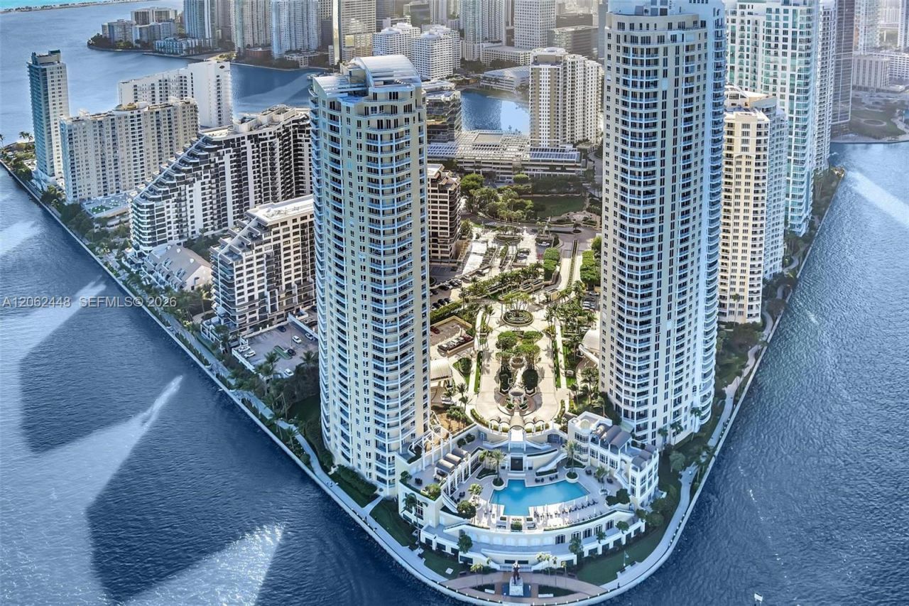 848 Brickell Key Dr , Unit 1805, Miami, FL 33131 Photo