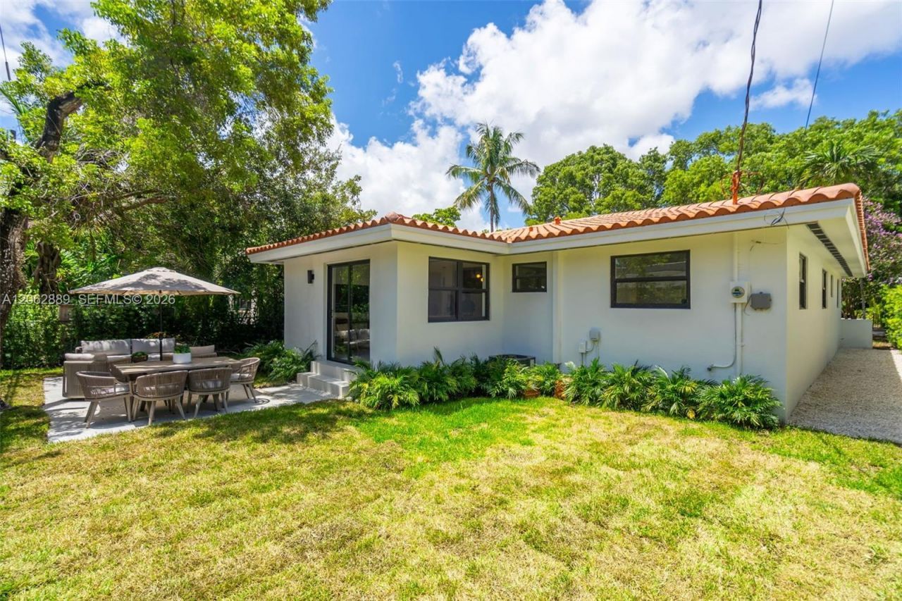 536 Minorca Ave , Coral Gables, FL 33134 Photo