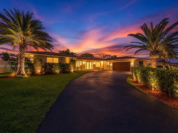 4812 Van Buren St, Hollywood, FL 33021