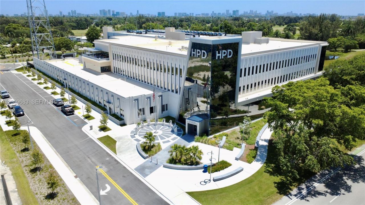 4812 Van Buren St, Hollywood, FL 33021 Photo