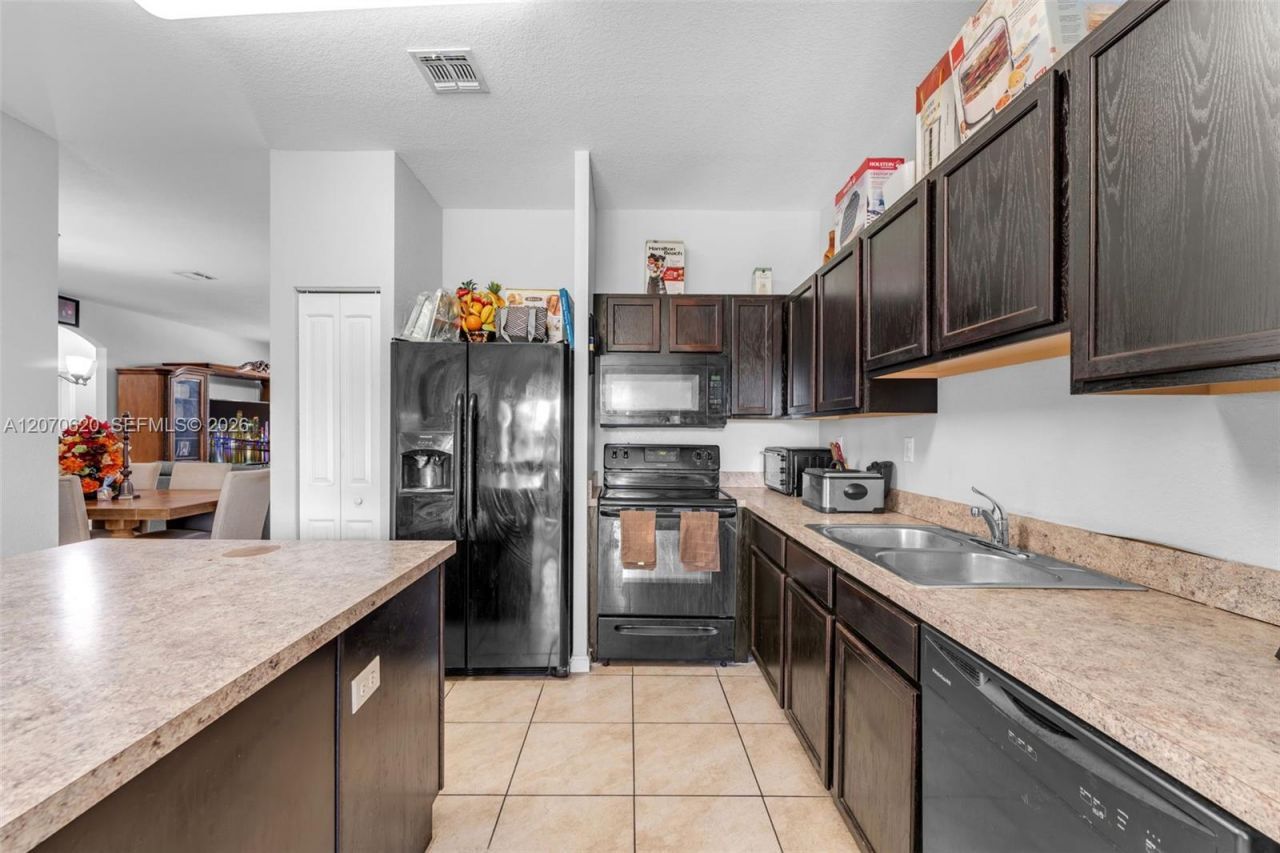 18984 SW 319th St , Homestead, FL 33030 Photo