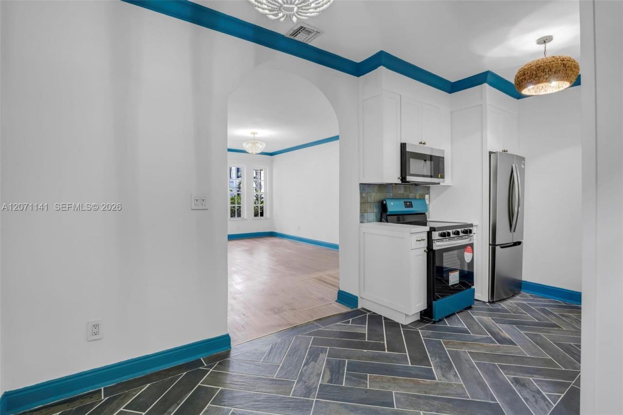 1605 Michigan Ave , Unit 929, Miami Beach, FL 33139 Photo