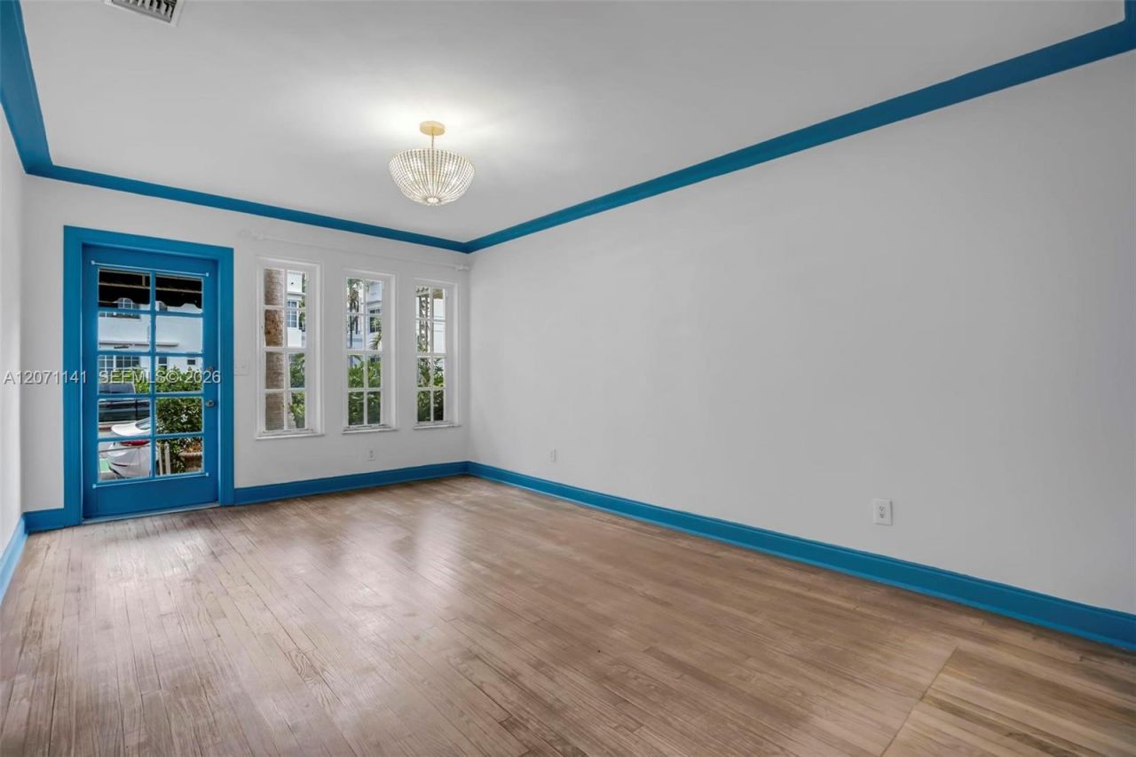 1605 Michigan Ave , Unit 929, Miami Beach, FL 33139 Photo