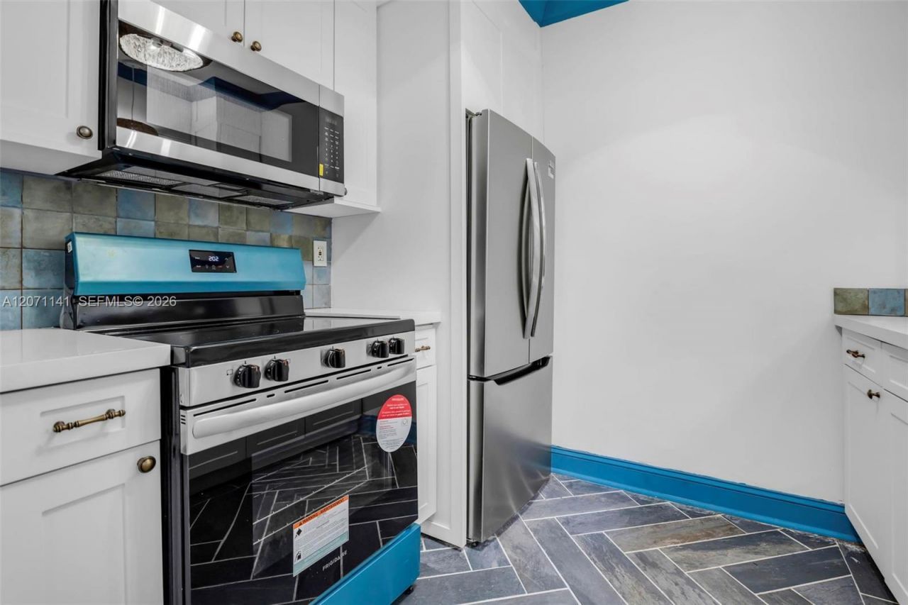 1605 Michigan Ave , Unit 929, Miami Beach, FL 33139 Photo
