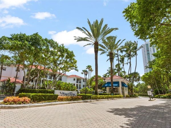 3245 NE 184th St , Unit 13213, Aventura, FL 33160