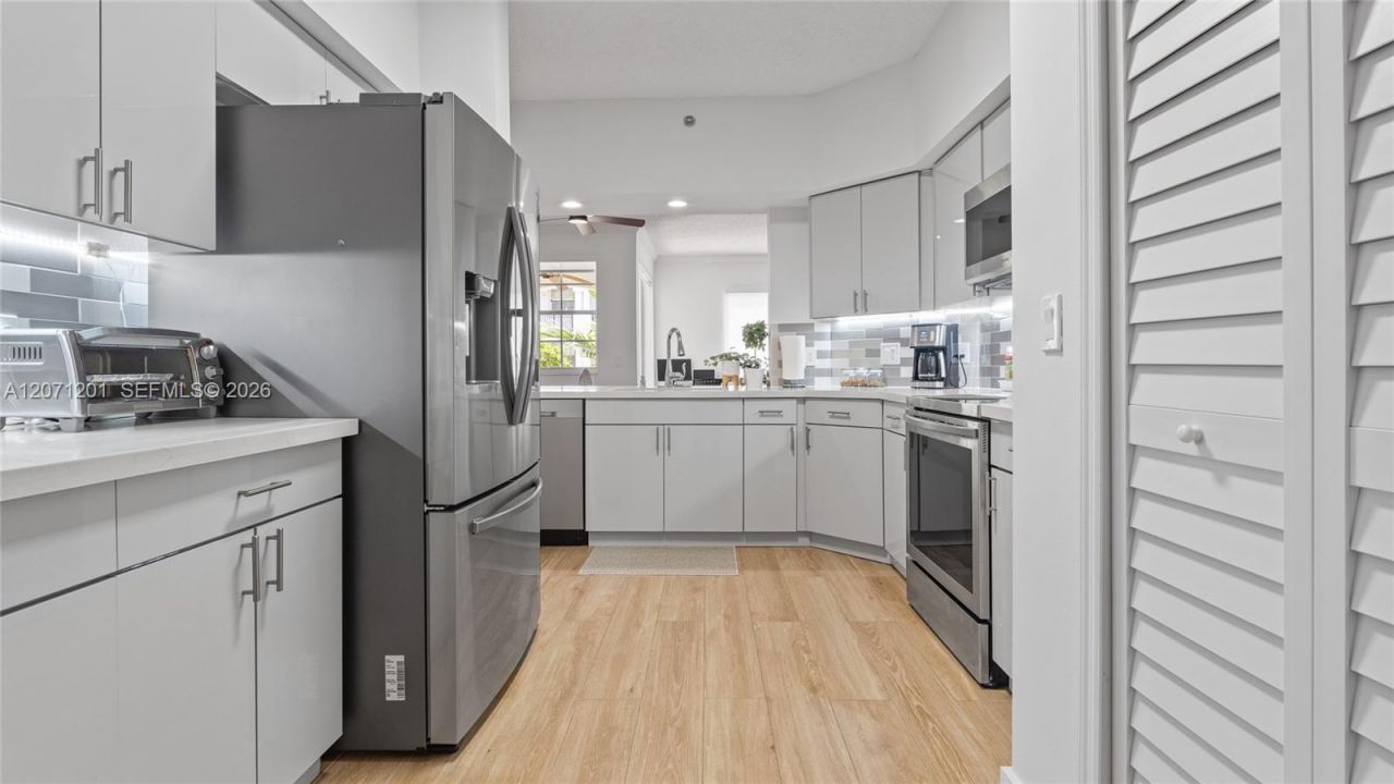 3245 NE 184th St , Unit 13213, Aventura, FL 33160 Photo