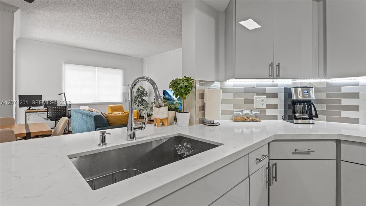 3245 NE 184th St , Unit 13213, Aventura, FL 33160 Photo