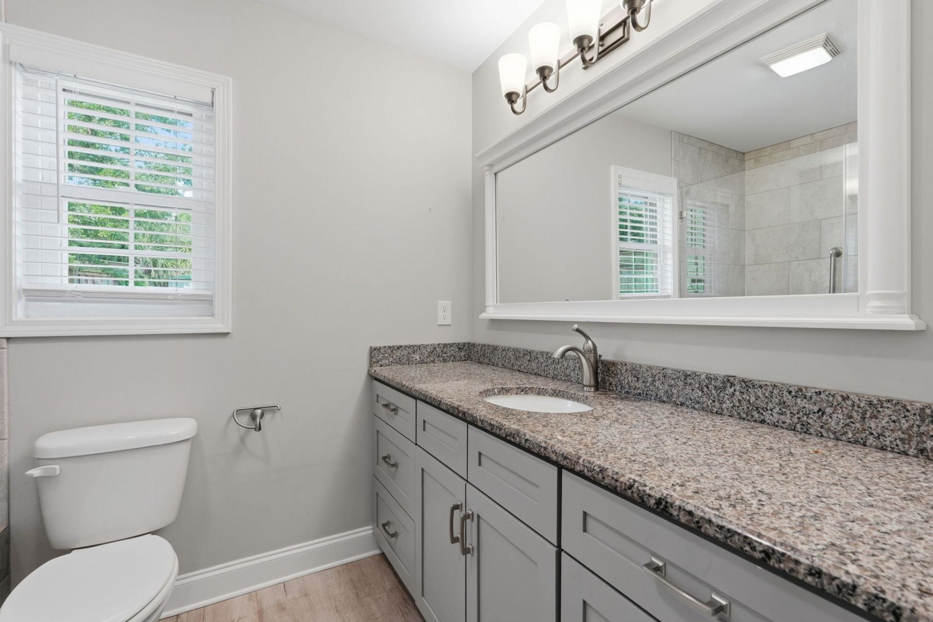 534 Waverly Loop Photo 21